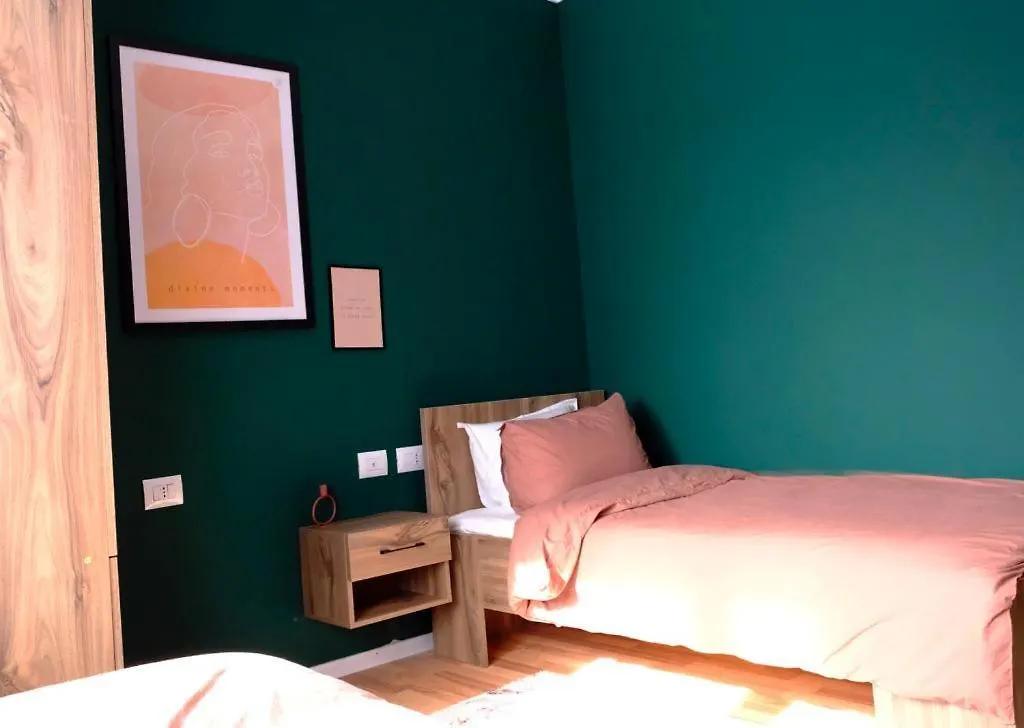Modern Apartament Near The Lake And The Castle Шкодер Апартаменты